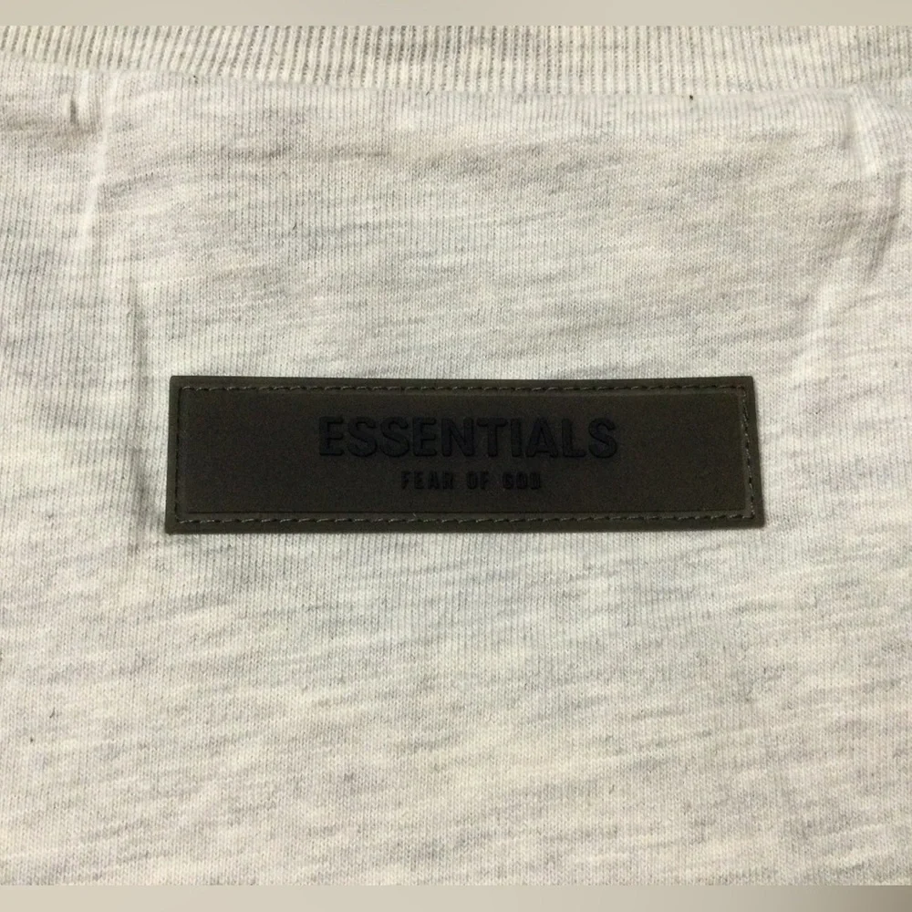 Essentials Fear of God Men's Light Oatmeal Short Sleeve T-Shirt - Picture 8 of 11